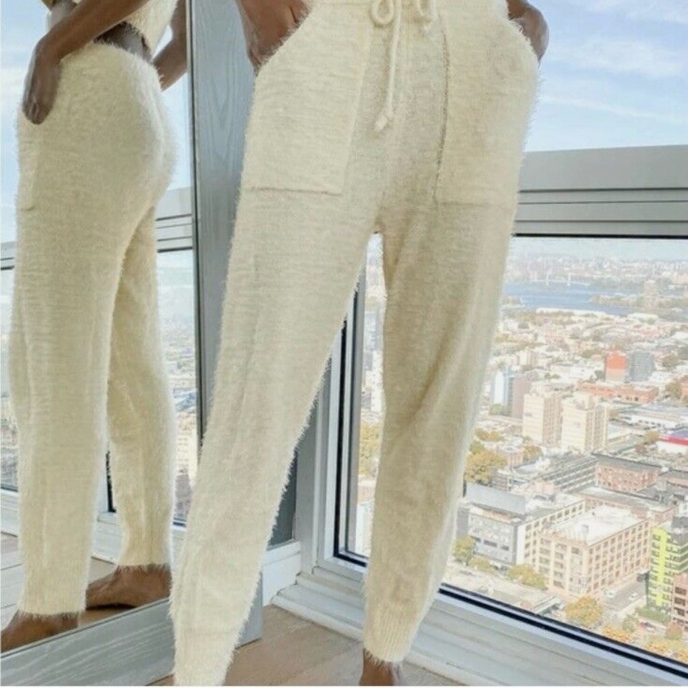 NWT Celeste Boutique Fuzzy Drawstring Jogger Pants Lounge Cozy